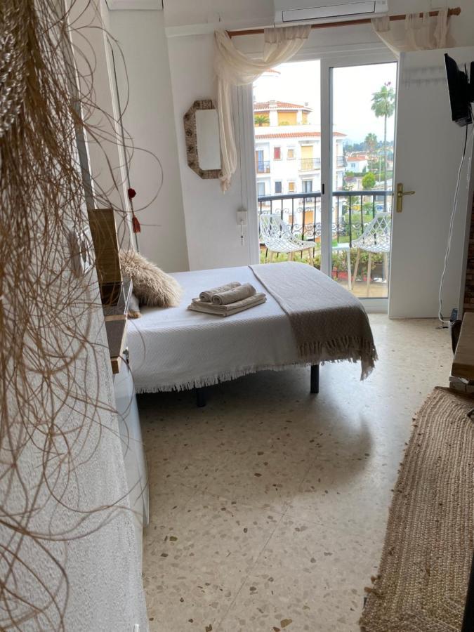 Estudio En Denia Con Piscina Y Wifi Privada, A 100 M Del Mar Ngoại thất bức ảnh